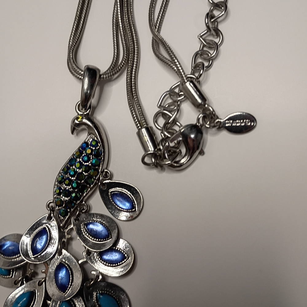 Elegant Silver and Blue Peacock Pendant Necklace
